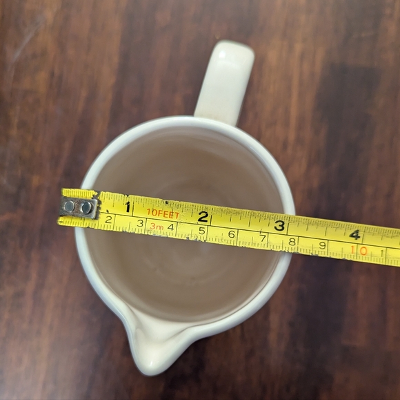 Rae Dunn Syrup Pitcher EUC - Picture 4 of 6